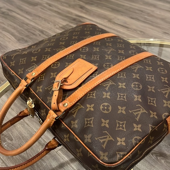 LOUIS VUITTON
MONOGRAM PORTE-DOCUMENTS VOYAGE GM - Picture 13 of 16